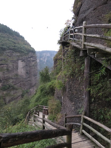 Gallery roads of the Tiantixia Path in the Jianmenguan Scenic Area
