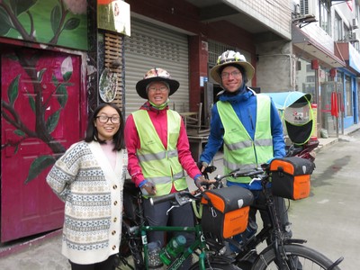 With Linlin, our Warmshowers host in Mianyang