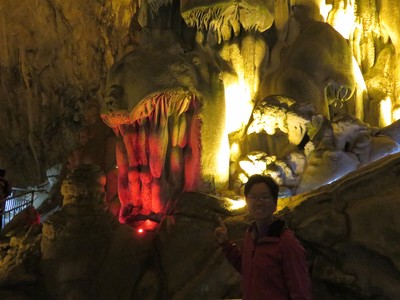 A tiger baring its teeth in Zhijin Cave