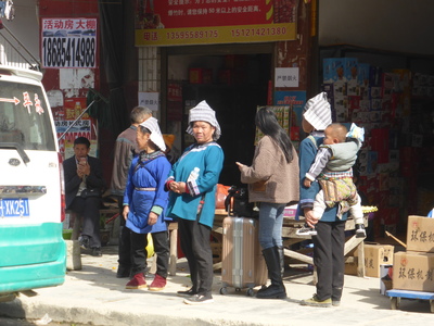 Women in ethnic (Shui?) clothing in Pingyong town, on the way between Yongle and Rongjiang. The owner of the restaurant where we stopped for lunch told us that there at least five different ethnic groups living in this town (Han, Miao, Dong, Yao, Shui).