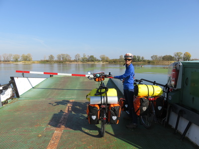 Ferry across the Elbe