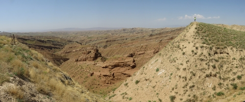 Kyzyl (red) canyon just outside Boysun on the road to Denov